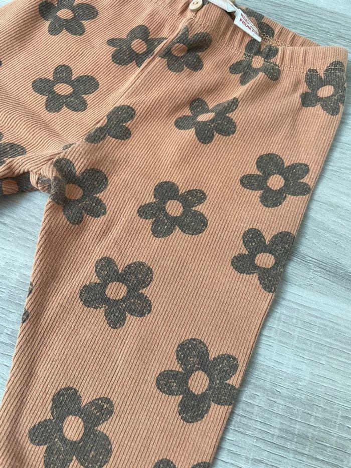 Legging marron/beige à fleurs noires zara bb 18-24 mois - photo numéro 3