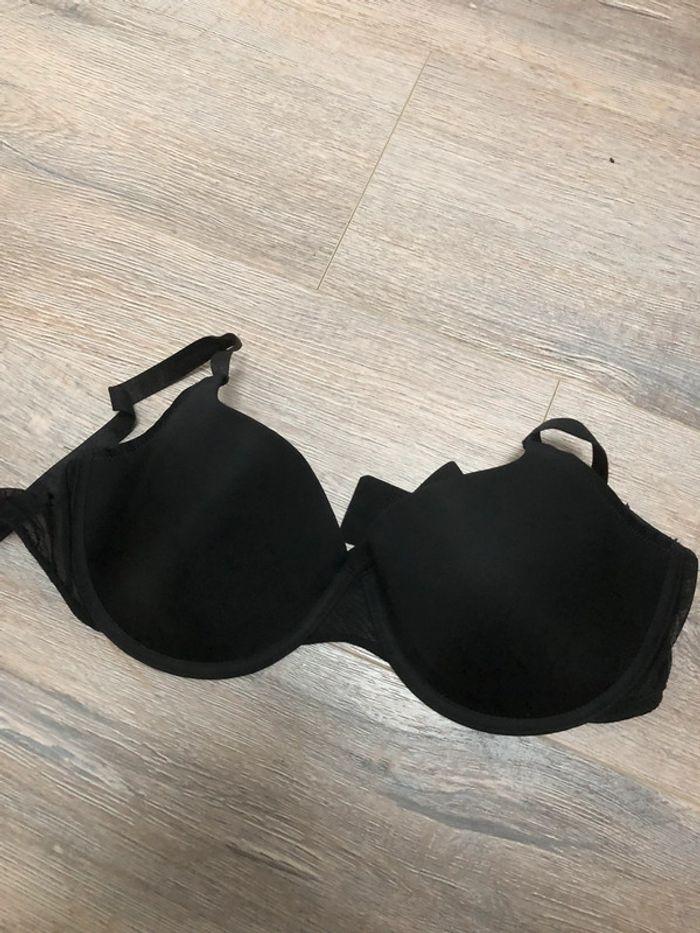 Soutien-gorge - photo numéro 1