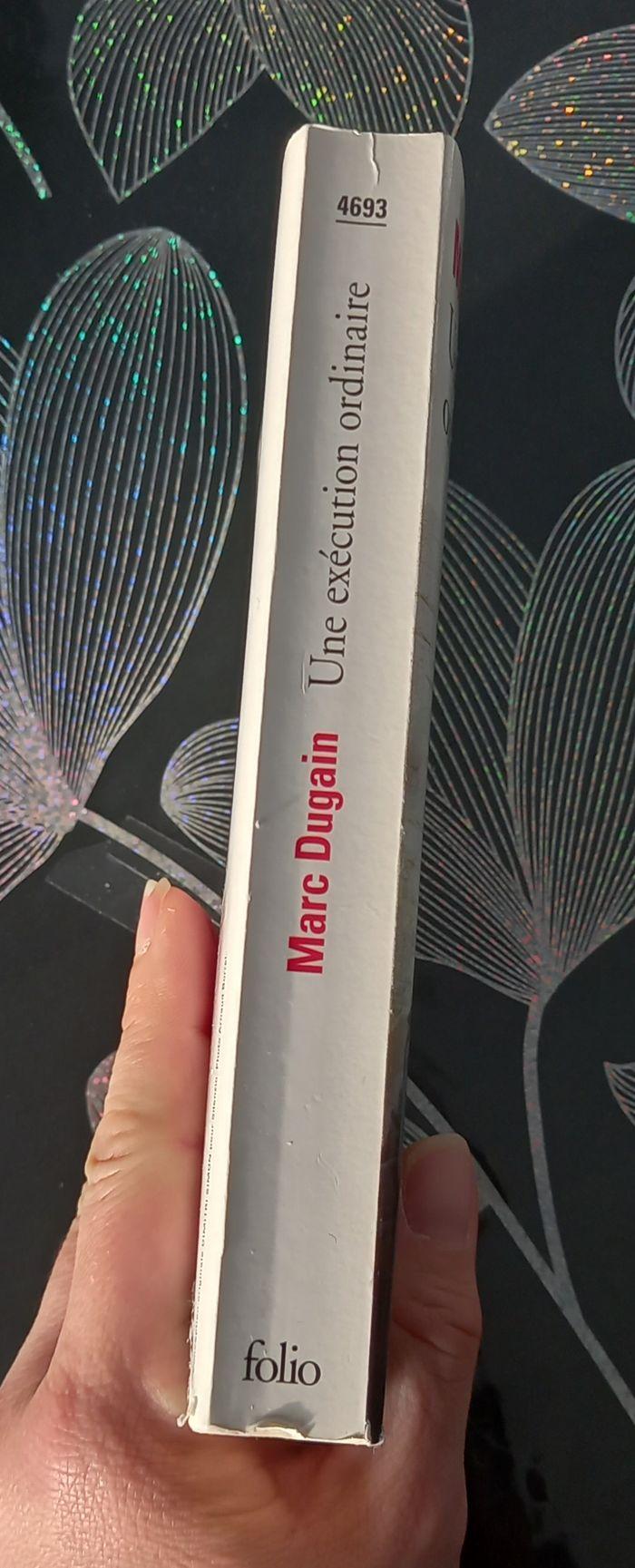 Livre de Marc Dugain : Une exécution ordinaire - photo numéro 2