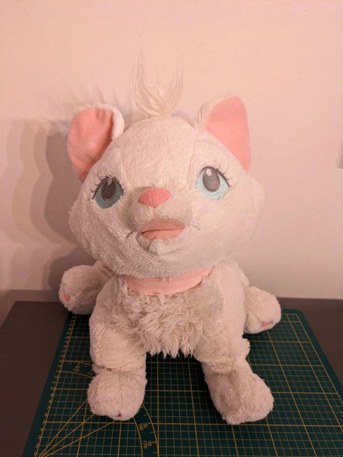 Grande peluche Disney store marie Aristochats - photo numéro 1