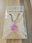 Collier neuf pendentif pierre en étoile rose