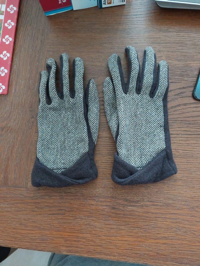 Gants - photo numéro 1