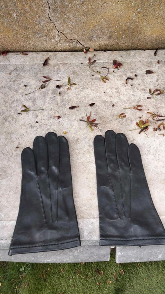 Gants - photo numéro 1