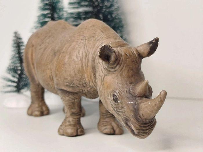 Figurine rhinocéros Schleich - photo numéro 2