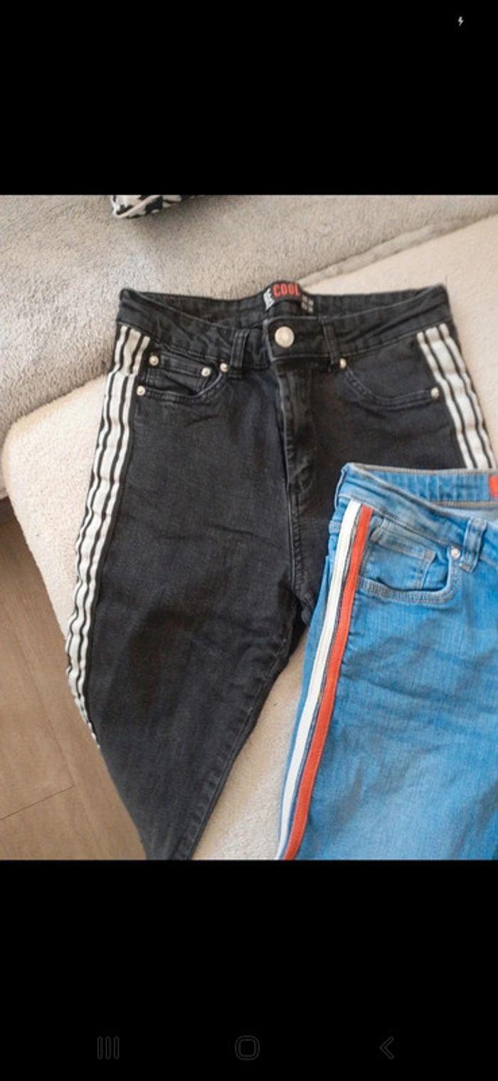 Lot de 2 jeans skinny avec bandes . Taille 38. - photo numéro 4