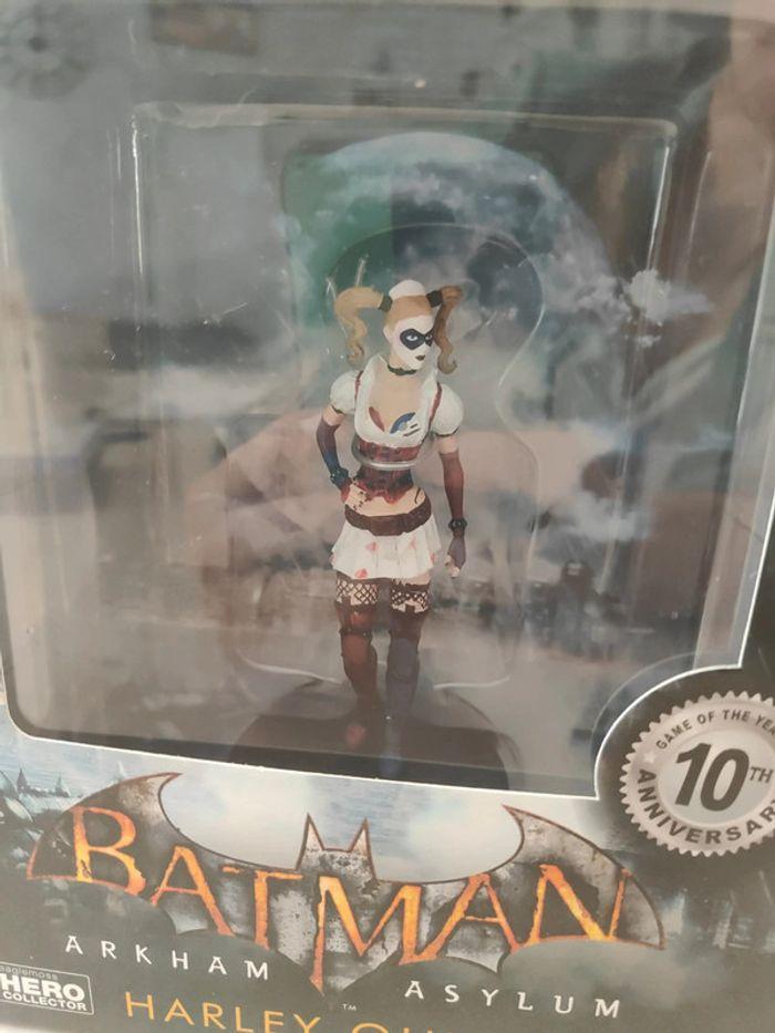 Figurine Harley quinn NEUF - photo numéro 2