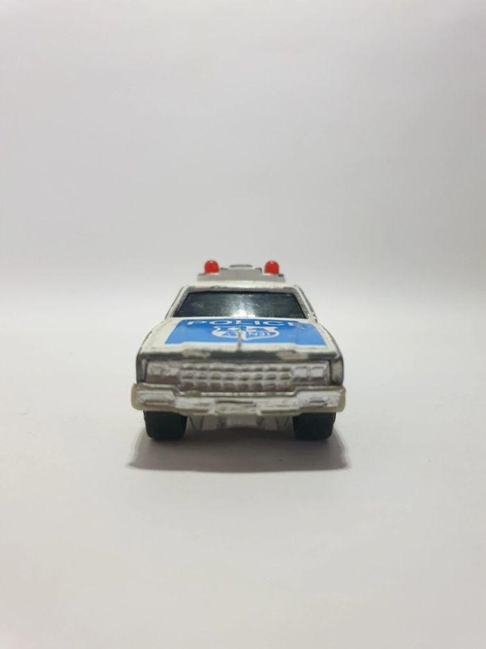 Chevrolet Impala Police Blanche Bleu Majorette Sonic Flashers - photo numéro 2