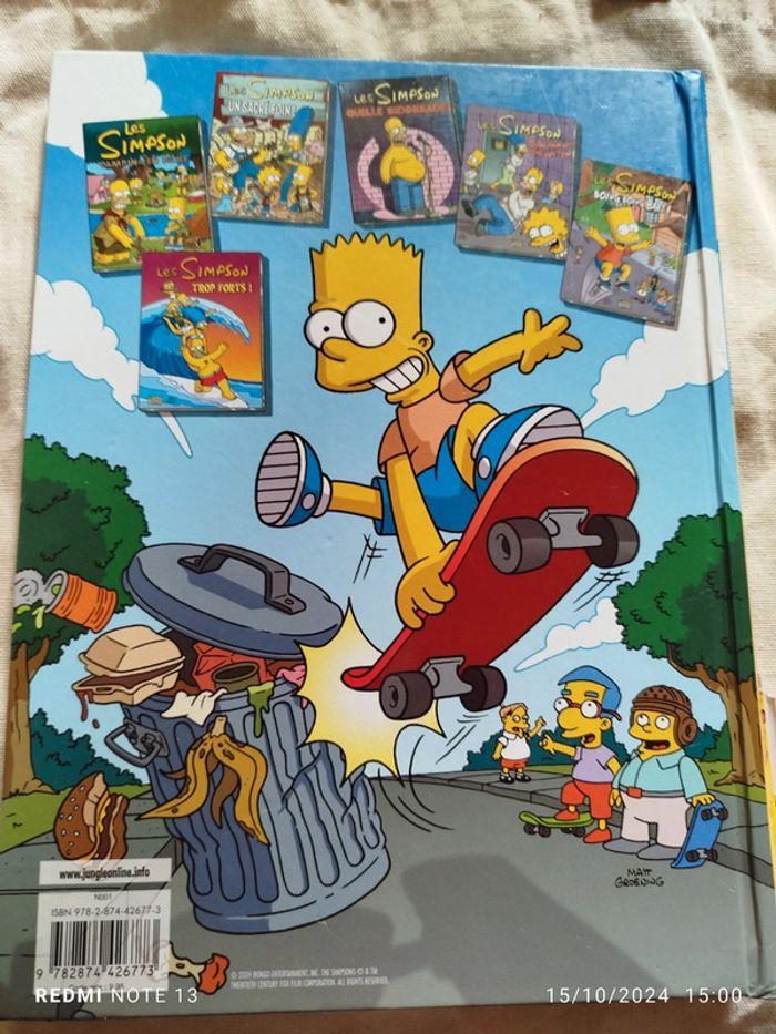 BD Les Simpson Dossiers secrets - photo numéro 2