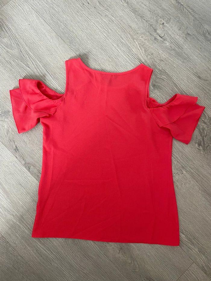 T-Shirt blouse rouge corail épaule ouverte à volant atmosphère taille 36 - photo numéro 4