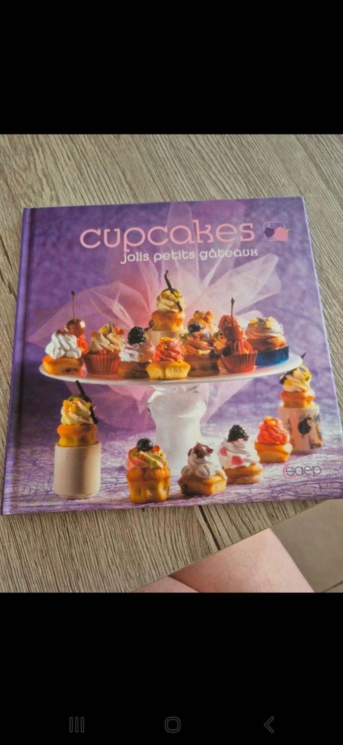 Livre cupcakes - photo numéro 1