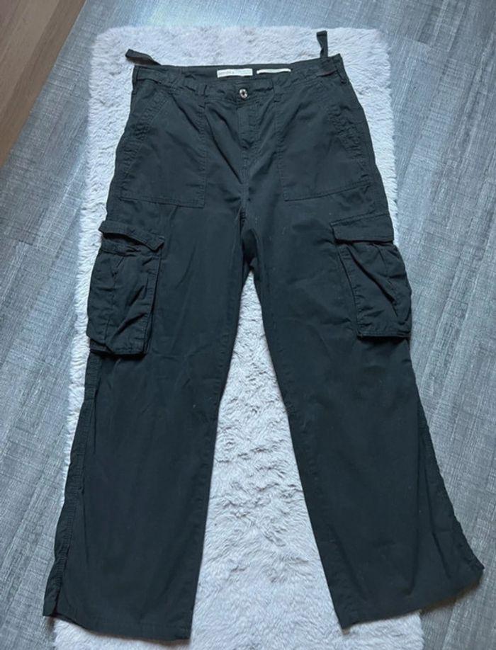 Pantalon cargo noir Bershka - photo numéro 2