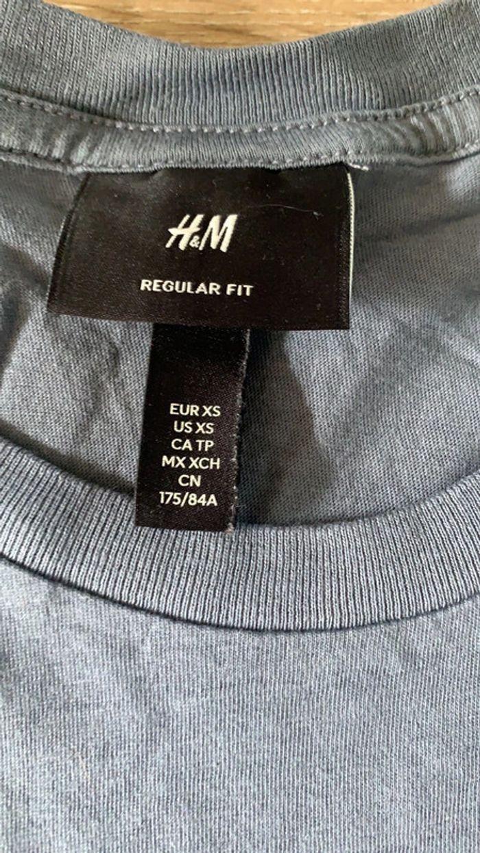 T-shirt H&M bleu/gris - photo numéro 3