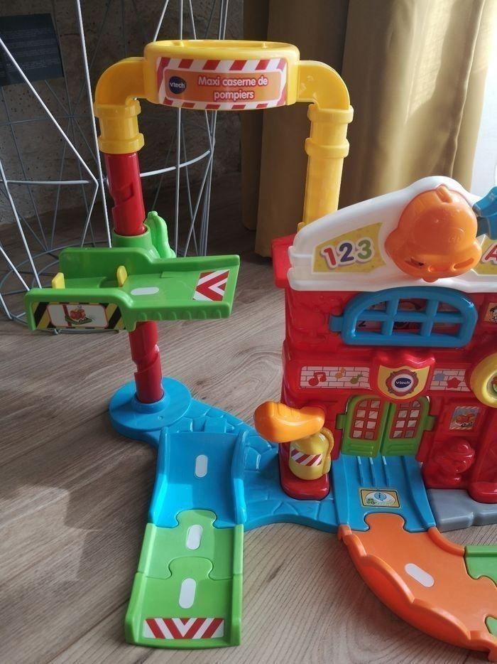 Vtech Maxi caserne Pompier - photo numéro 3