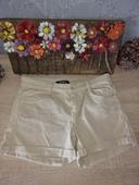 Beau short beige taille 36 Jennifer neuf