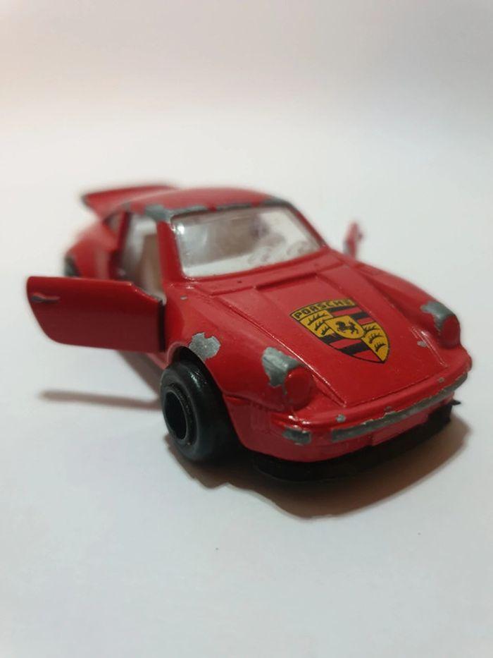 Majorette Porsche Turbo Rouge #209 1/57 - photo numéro 4