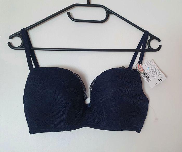 Soutien gorge - photo numéro 3