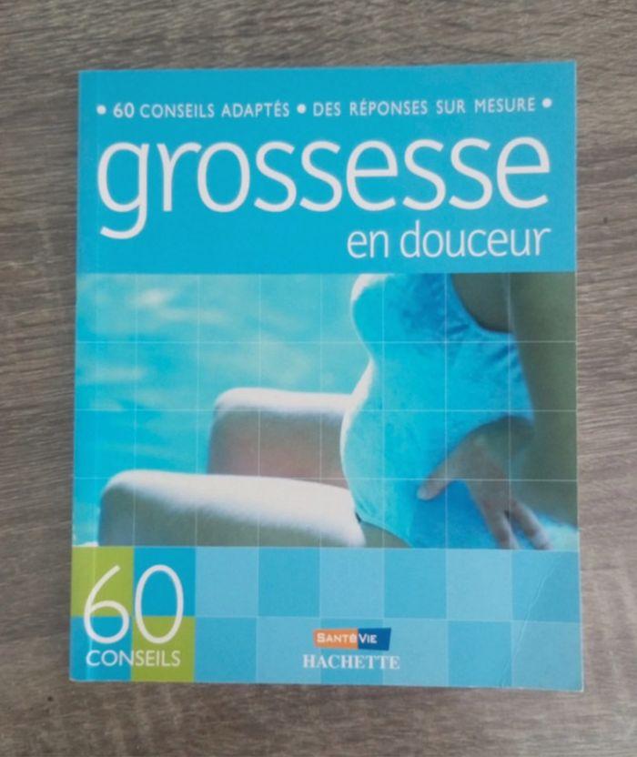 Livre grossesse - photo numéro 1