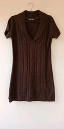 Robe pull marron bon etat