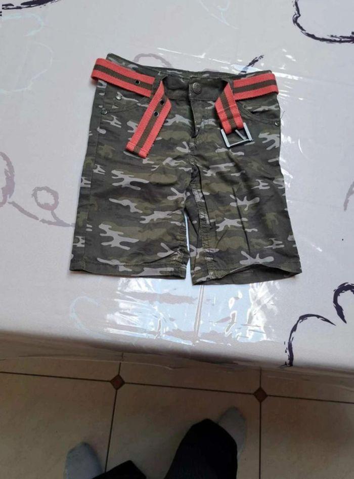 short et ceinture  taille 3 ans - photo numéro 1