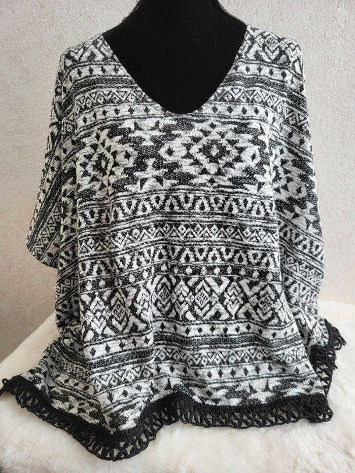 Pull poncho ethnique noir blanc taille 50 58 - photo numéro 2