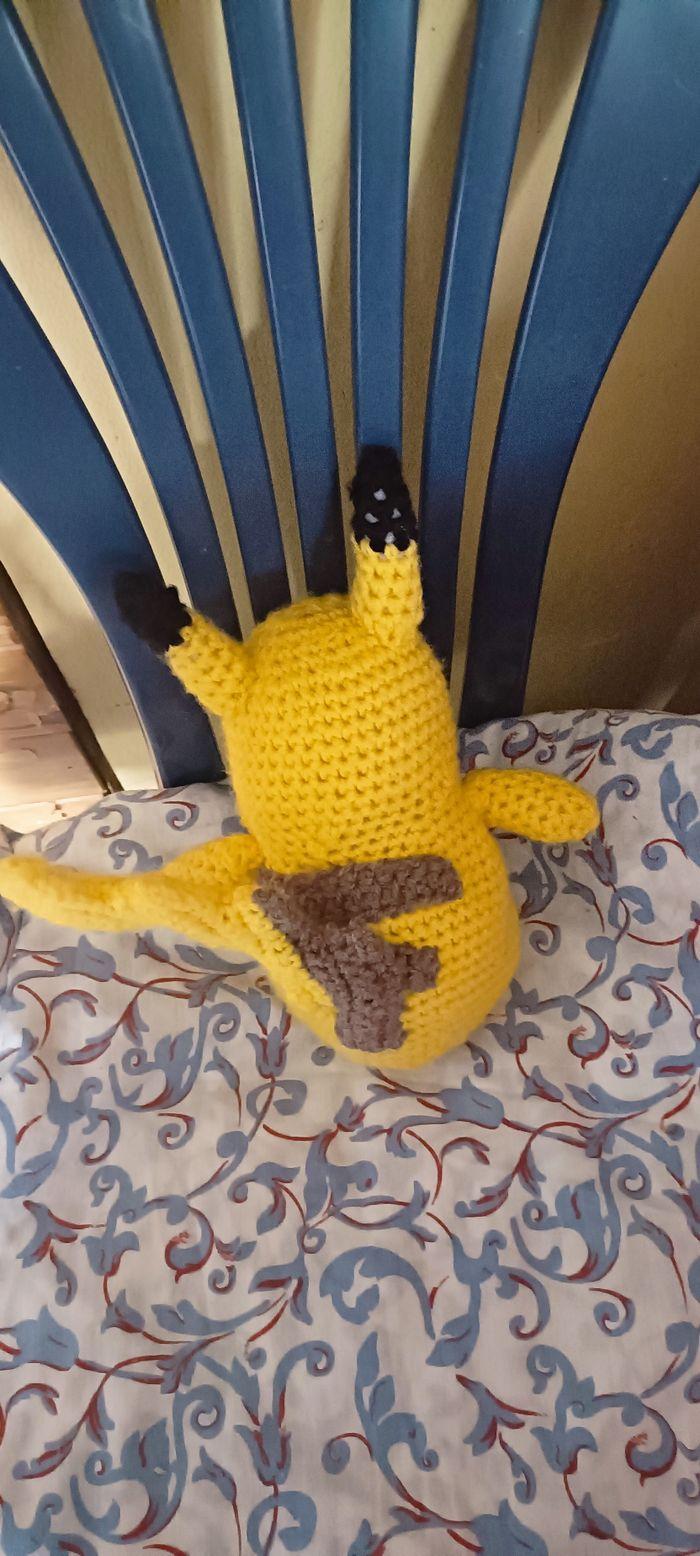 Peluche Pikachu crochet - photo numéro 4