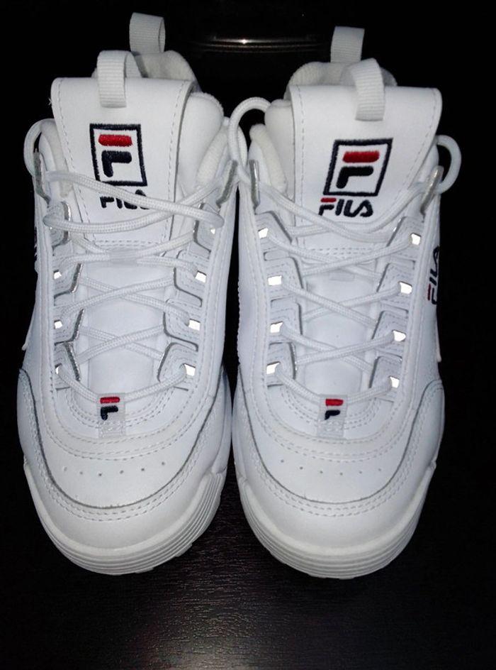 Basket Fila femme pointure 37.5 - photo numéro 2