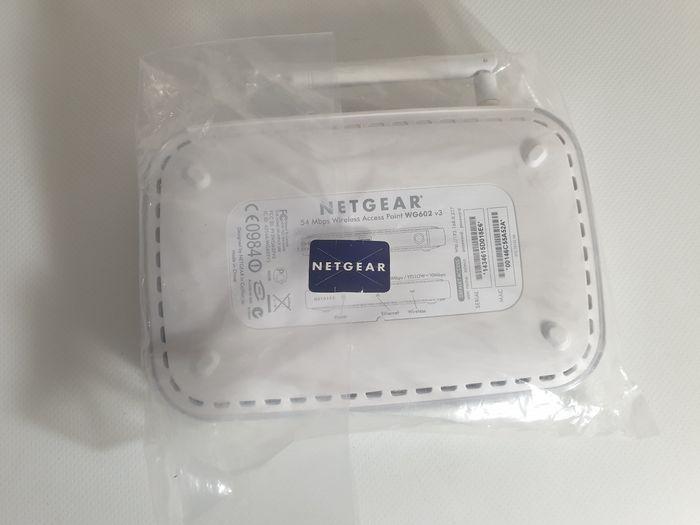 Point d'accès Wi-Fi Netgear WG602 v3 - 54 Mbps - Neuf - photo numéro 2