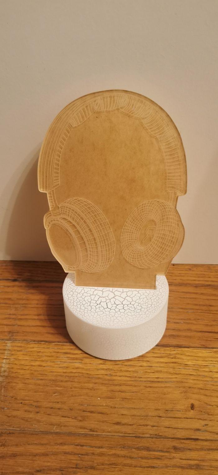 Lampe veilleuse 3d casque multicolore - photo numéro 2