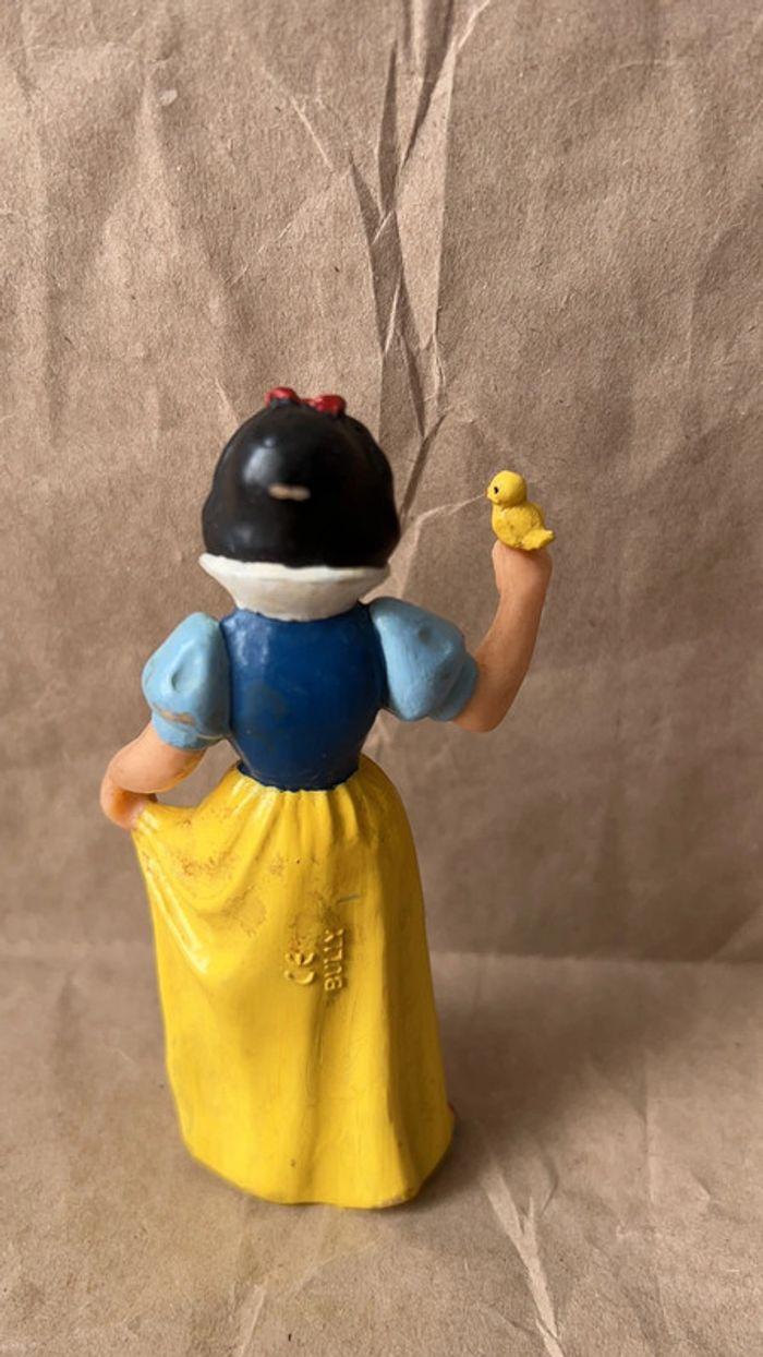 Bullyland - Figurine vintage Blanche neige 9cm - photo numéro 3