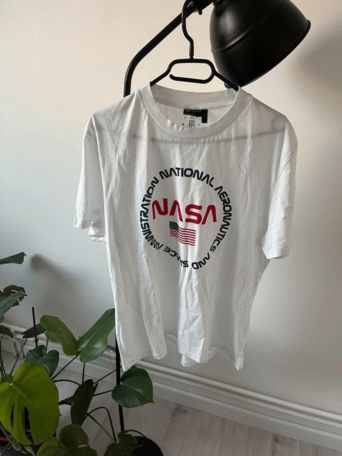 T-shirt Nasa neuf - photo numéro 1