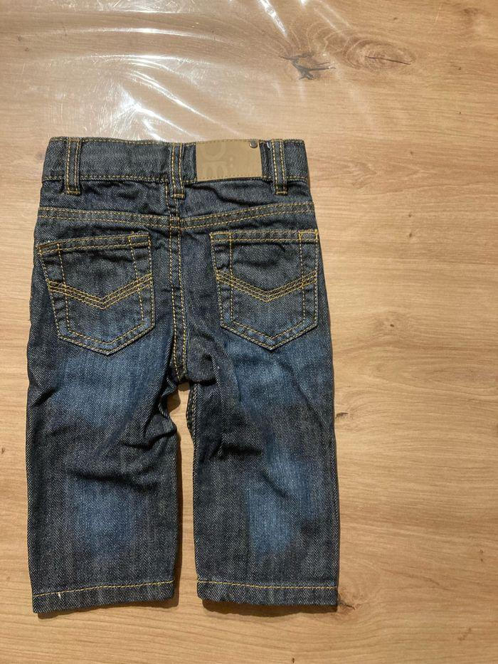 Vend jean taille 6 mois - photo numéro 2