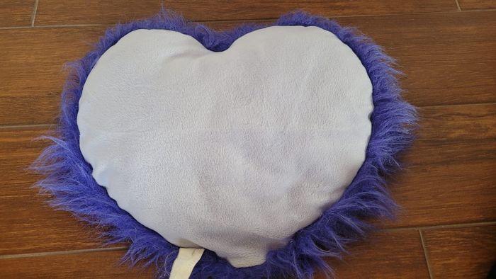 Coussin La Belle au Bois Dormant violet - photo numéro 2