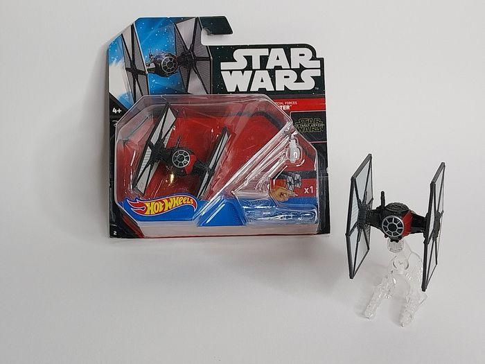 Hot Wheels Star Wars Tie Fighter - photo numéro 2