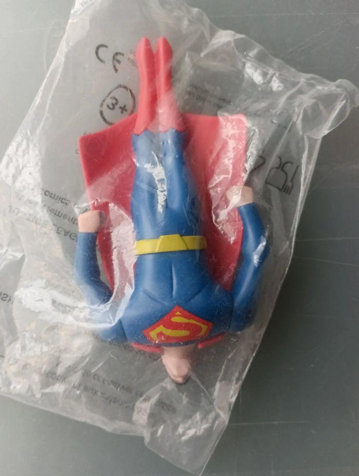 Figurine Superman McDonald's sous blister - photo numéro 1