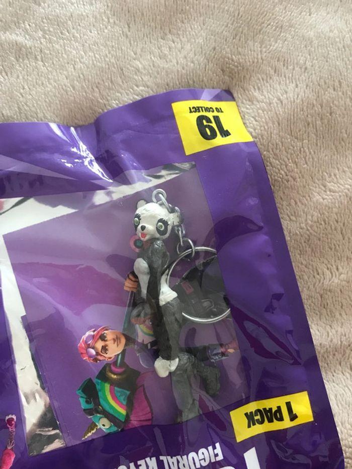 Figurine fornite le lot - photo numéro 9