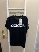 T-shirt femme noir Adidas