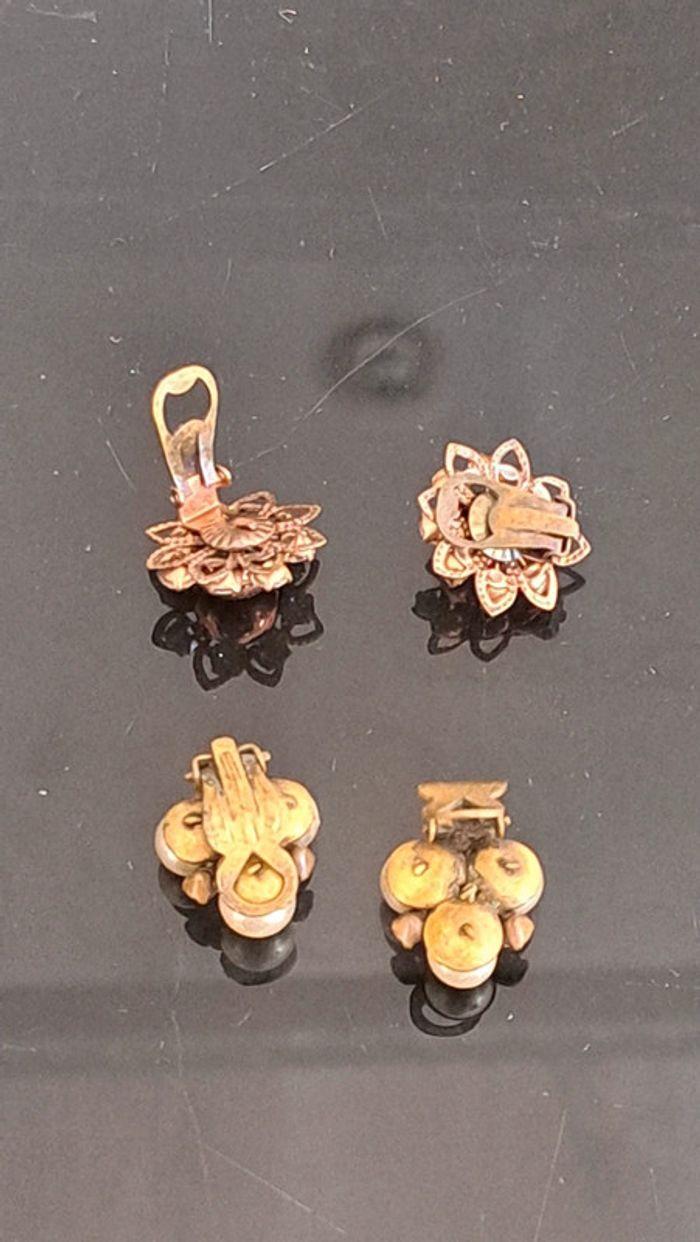 2 paire de boucles d oreilles à clip anciennes - photo numéro 2