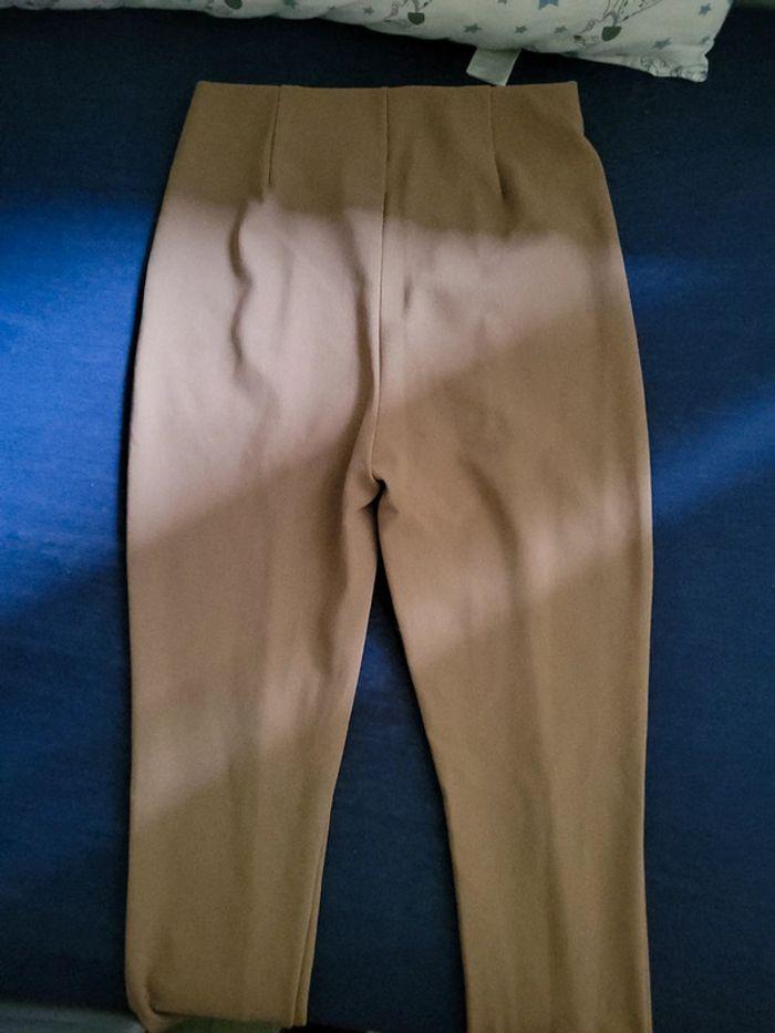 Pantalon beige - photo numéro 2