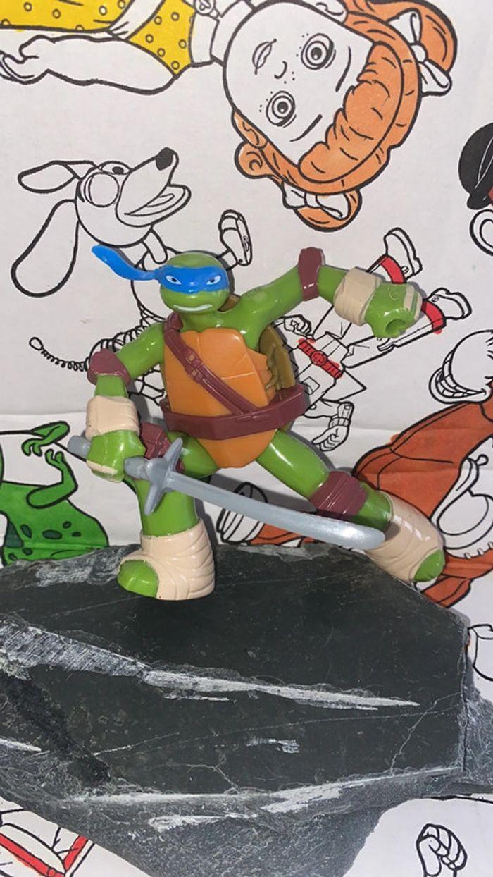 Figurine Tortue Ninja Leonardo - Viacom - photo numéro 2