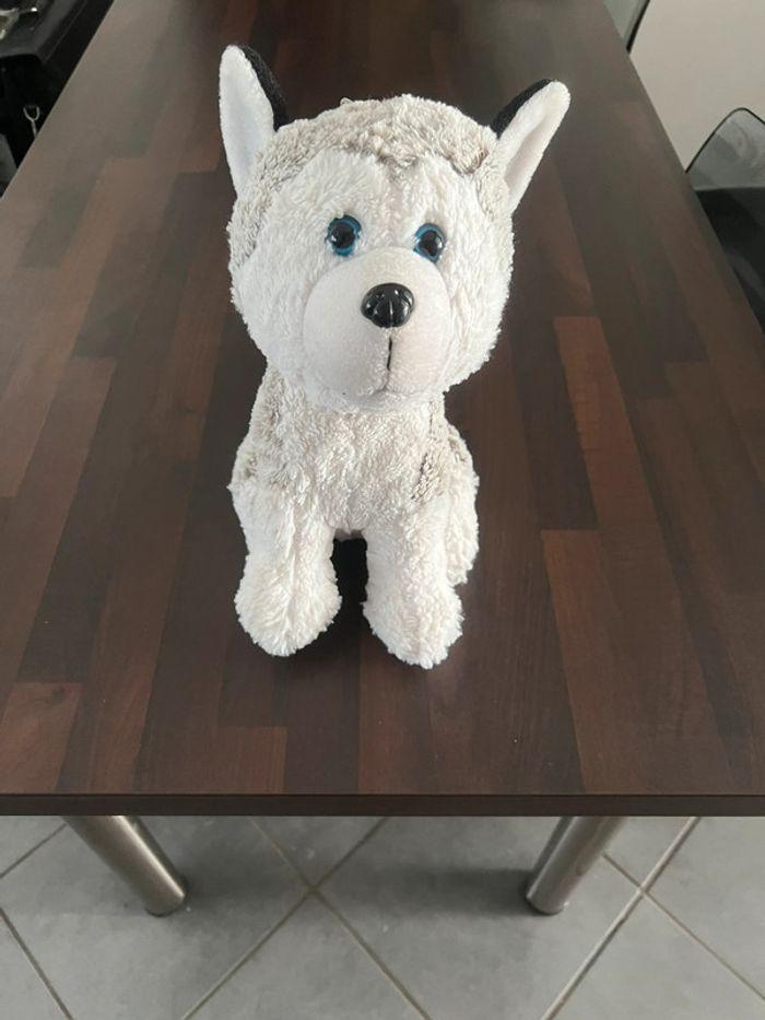 Peluche loup en parfait état - photo numéro 1