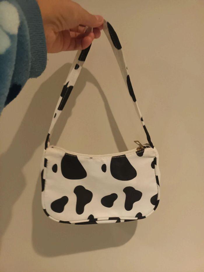 Mini sac à main vache 🐄 - photo numéro 2