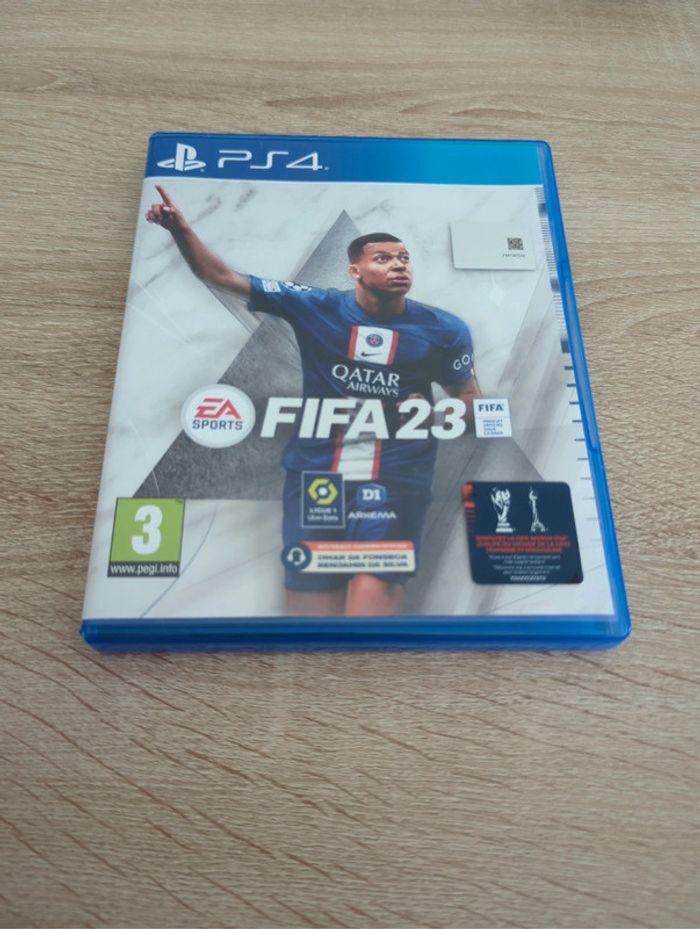 Jeu FIFA23 sur PS4 - photo numéro 2