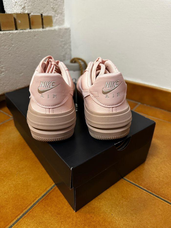 Baskets Nike Air Force 1 plateform rose - photo numéro 3