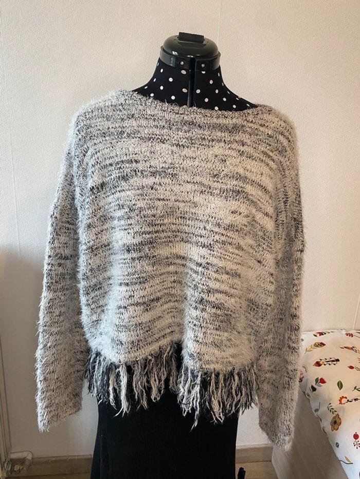 Pull d’hiver noir et gris avec franges In extenso taille M / 38 - photo numéro 1