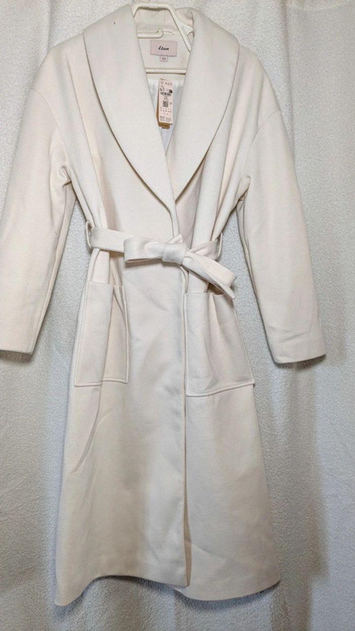 Manteau long avec ceinture blanc taille 40 neuf avec étiquette - photo numéro 2