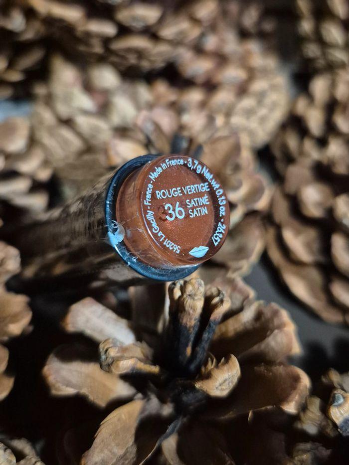 🌸 Rouge à lèvres Yves Rocher 🌸 - photo numéro 6