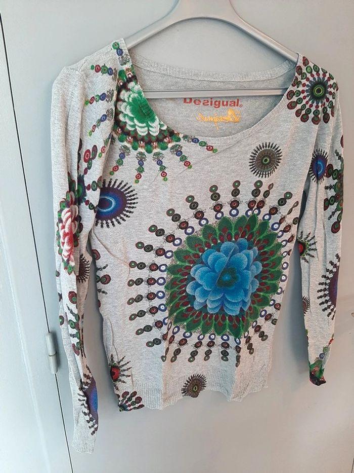 pull col V Desigual multicolore taille L - photo numéro 1