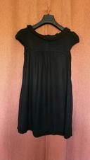 Robe noire patineuse