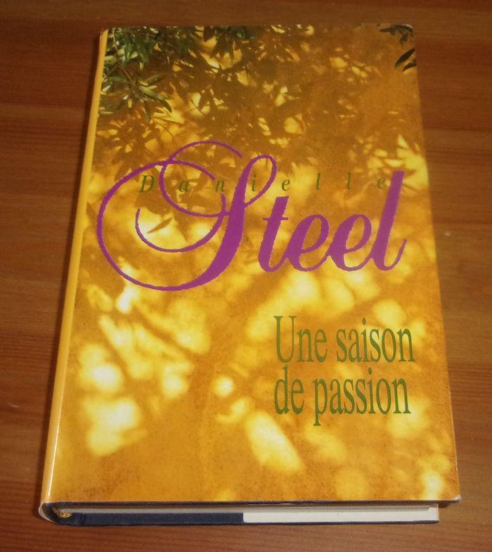 Une saison de passion de Danielle Steel roman - photo numéro 1