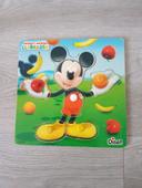 Puzzle à encastrement en bois Disney 2 ans